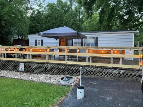 2795 East 28th Road Seneca IL 61360