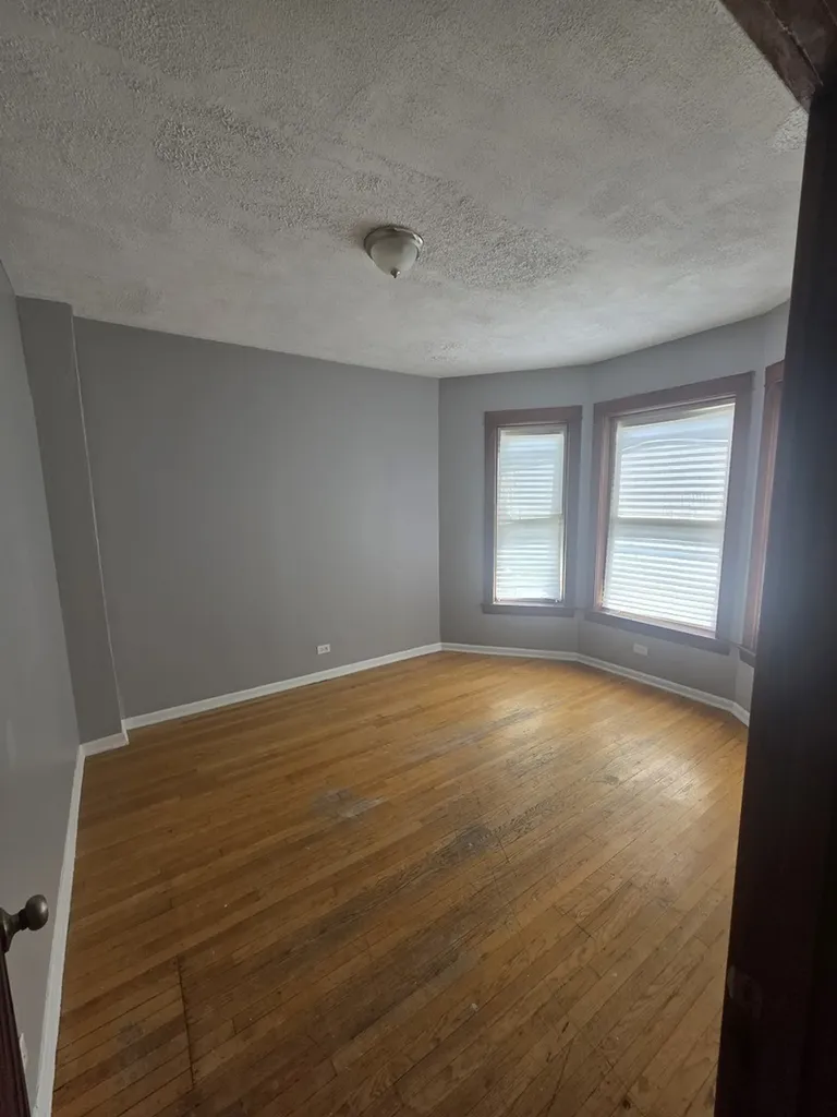124 East 110th Street Chicago IL 60628