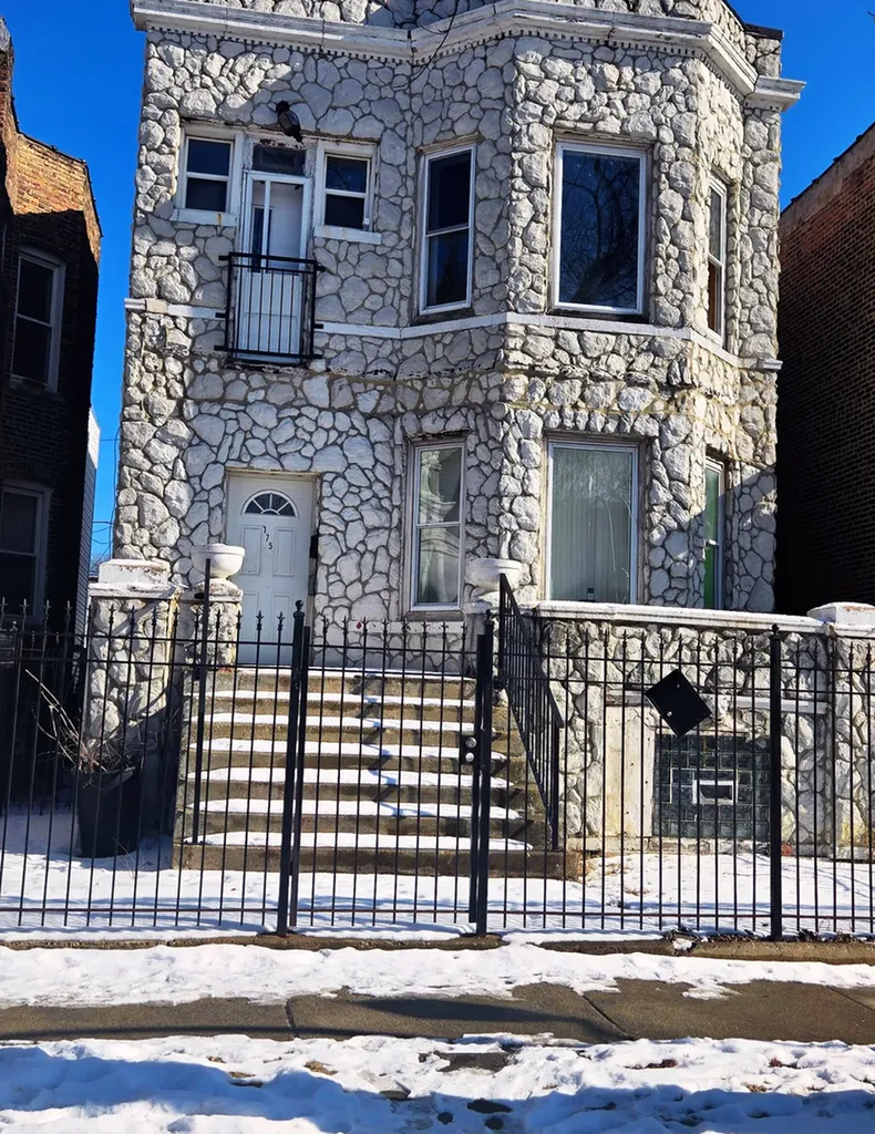 175 North Lavergne Avenue Chicago IL 60644