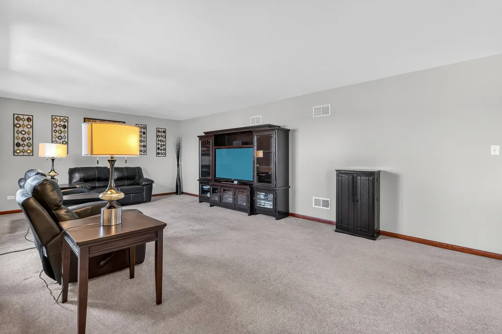 571 Northern Lights Way New Lenox IL 60451