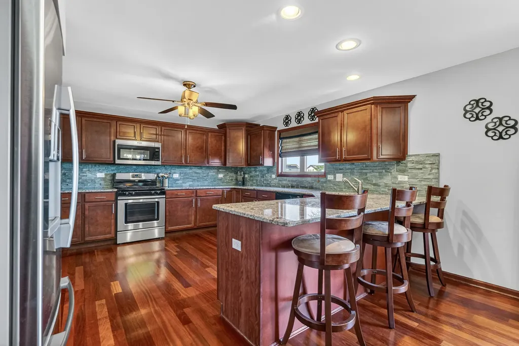 571 Northern Lights Way New Lenox IL 60451