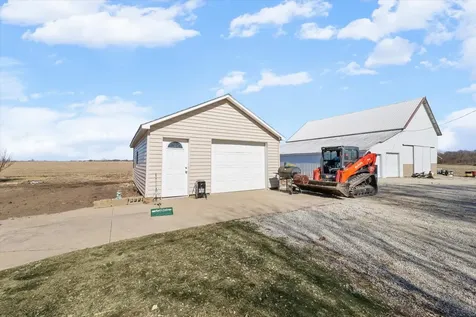 422 East 600 North Road Buckley IL 60918