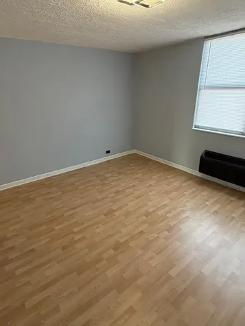 4300 West Ford City Drive Chicago IL 60652