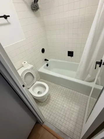 4300 West Ford City Drive Chicago IL 60652
