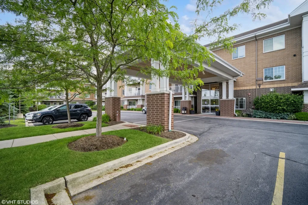 2220 Founders Drive Northbrook IL 60062
