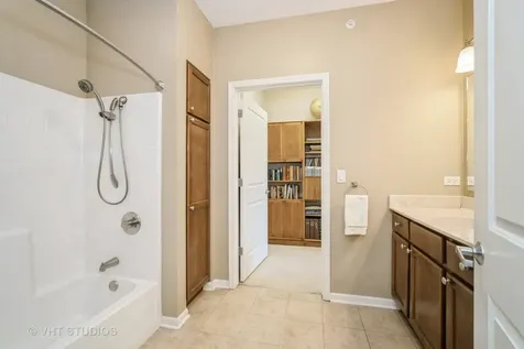 2220 Founders Drive Northbrook IL 60062