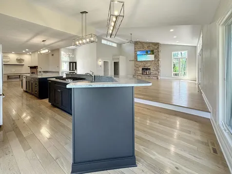 1669 Barberry Circle Freeport IL 61032