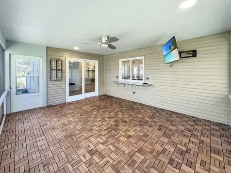 1669 Barberry Circle Freeport IL 61032