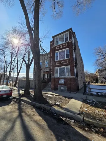 1130 South Albany Avenue Chicago IL 60612