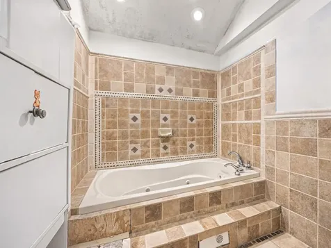 2356 Lathrop Avenue North Riverside IL 60546