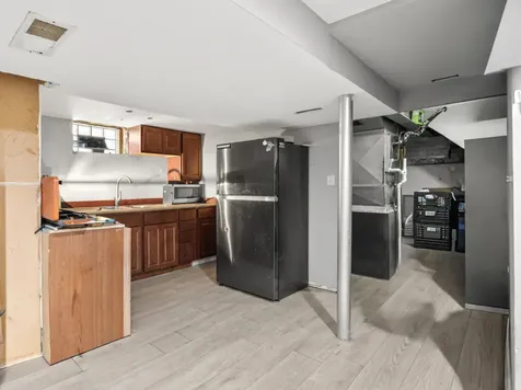 2356 Lathrop Avenue North Riverside IL 60546