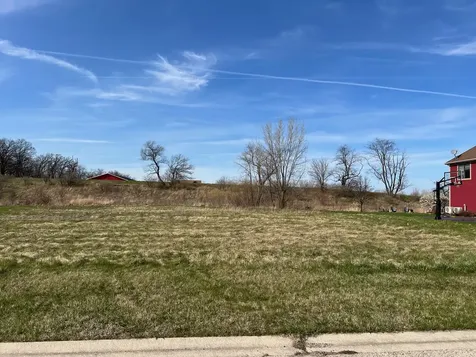 10555 Red Leaf Circle Lakewood IL 60014