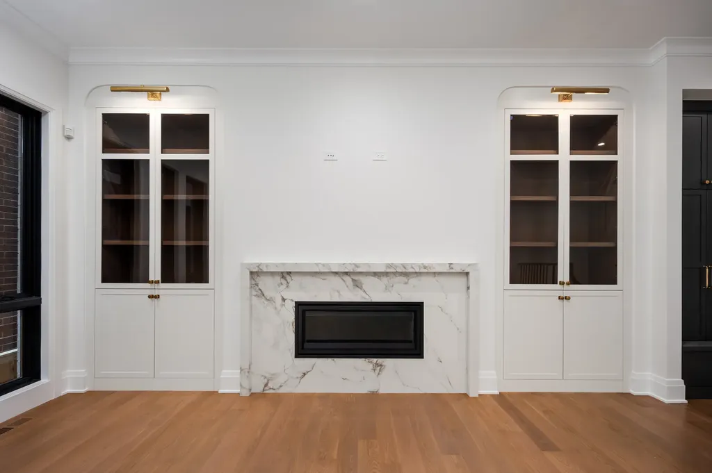 3617 North Magnolia Avenue Chicago IL 60657