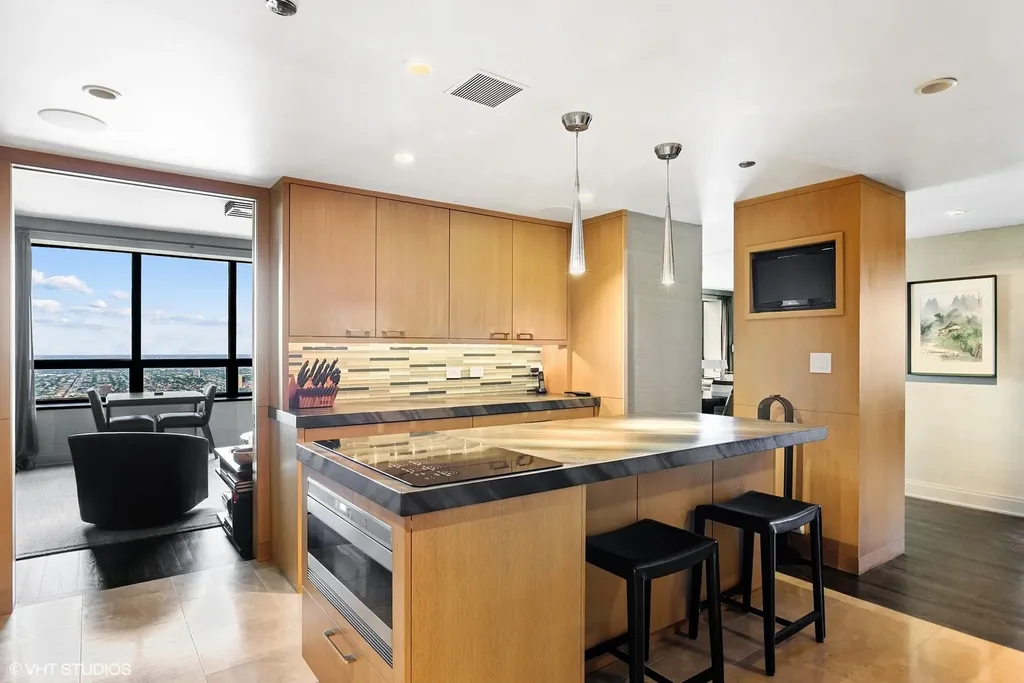 180 East Pearson Street Chicago IL 60611