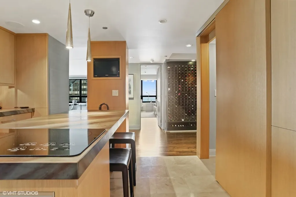 180 East Pearson Street Chicago IL 60611