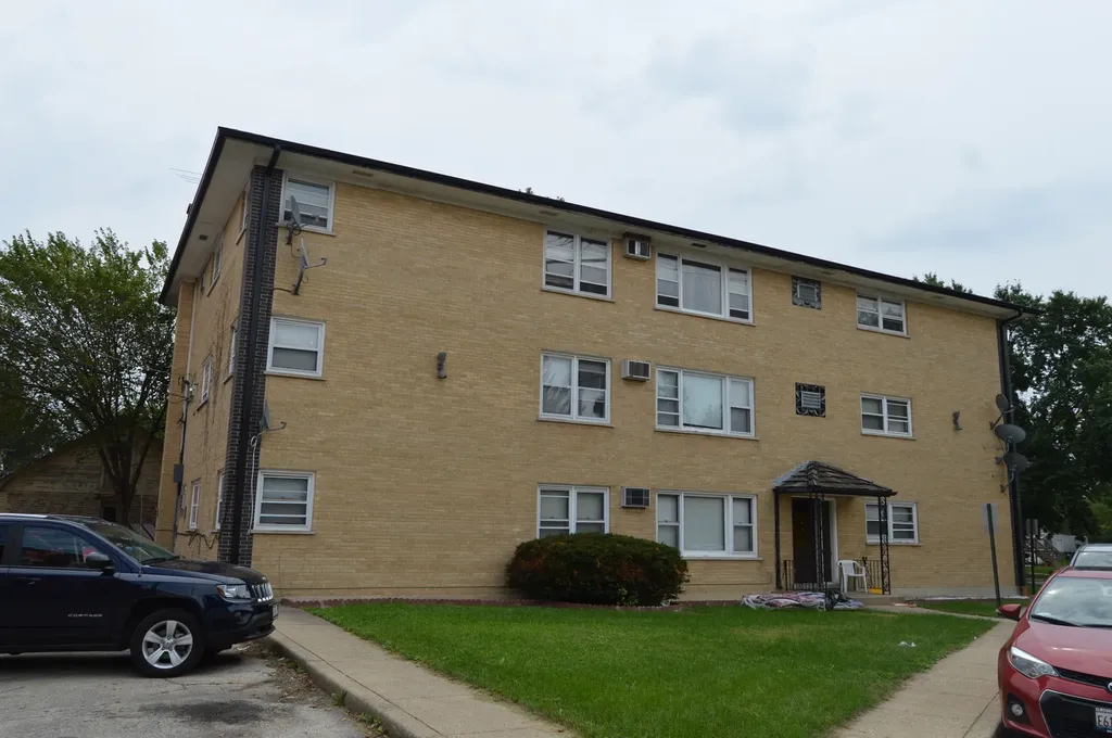 7745 Adams Street Forest Park IL 60130