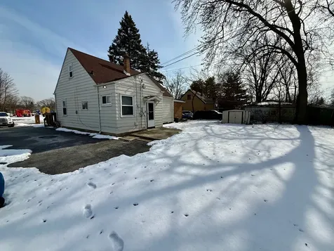 14448 Kilbourne Avenue Midlothian IL 60445