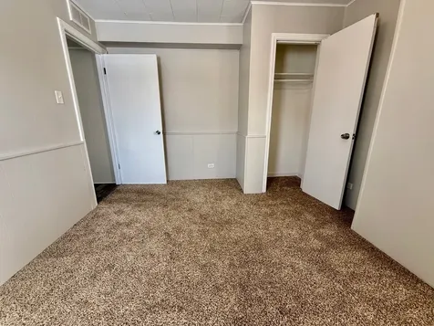14448 Kilbourne Avenue Midlothian IL 60445