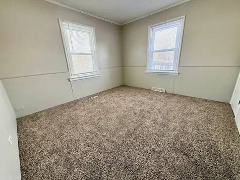 14448 Kilbourne Avenue Midlothian IL 60445
