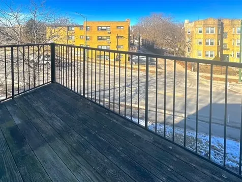 1939 West Pratt Boulevard Chicago IL 60626