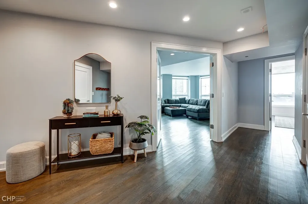 600 North Kingsbury Street Chicago IL 60654