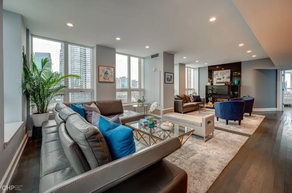 600 North Kingsbury Street Chicago IL 60654