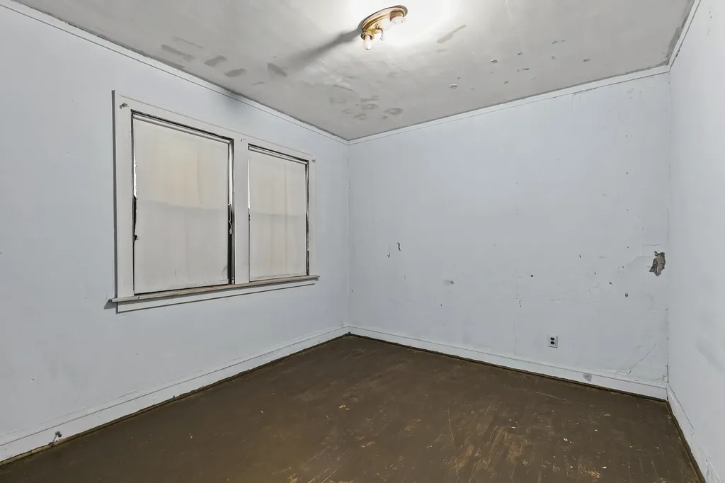 6536 South Rhodes Avenue Chicago IL 60637