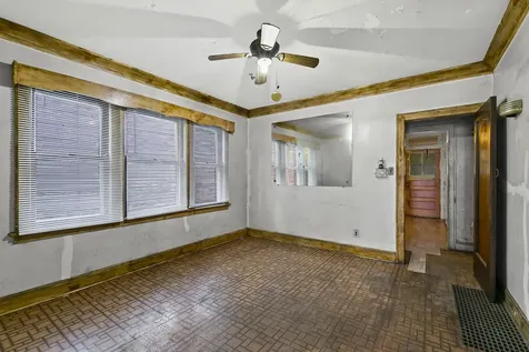 6536 South Rhodes Avenue Chicago IL 60637