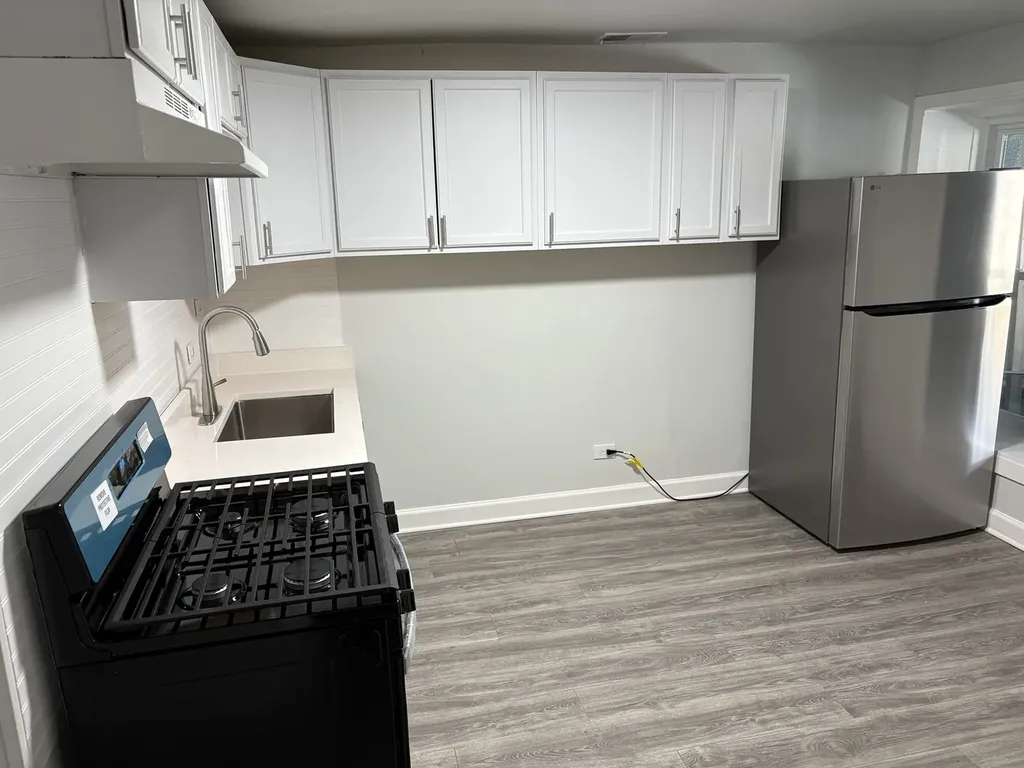 1642 South Karlov Avenue Chicago IL 60623