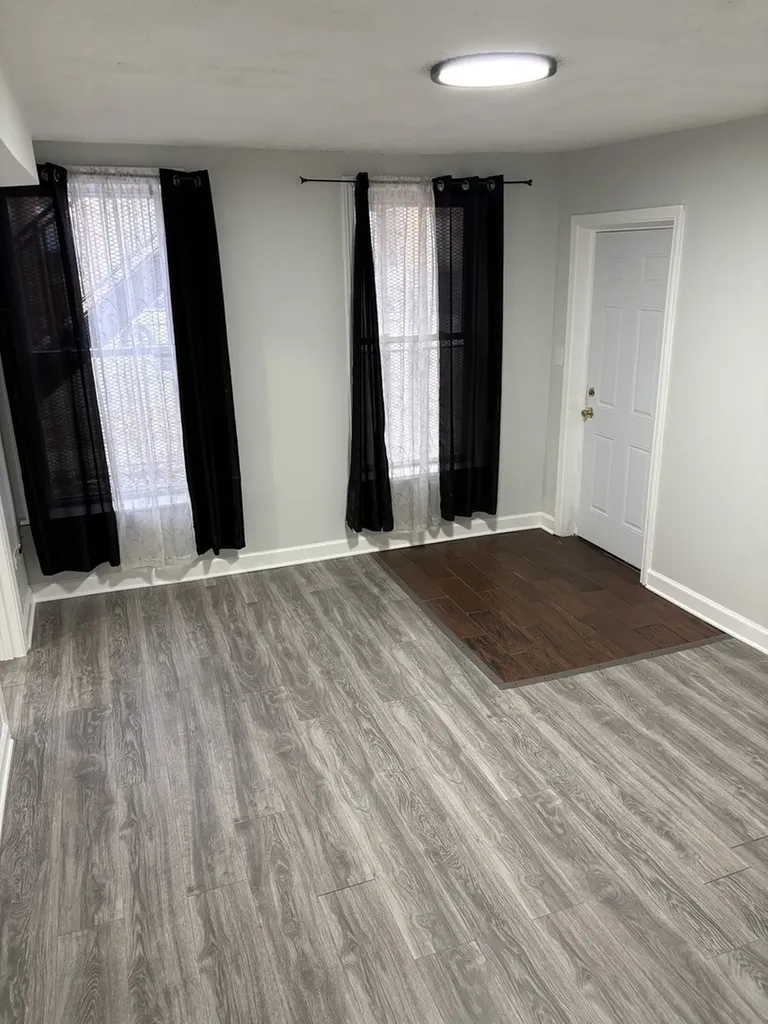 1642 South Karlov Avenue Chicago IL 60623