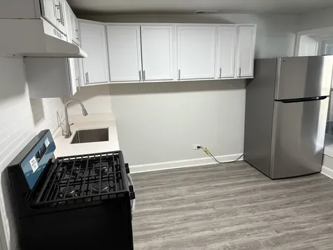 1642 South Karlov Avenue Chicago IL 60623