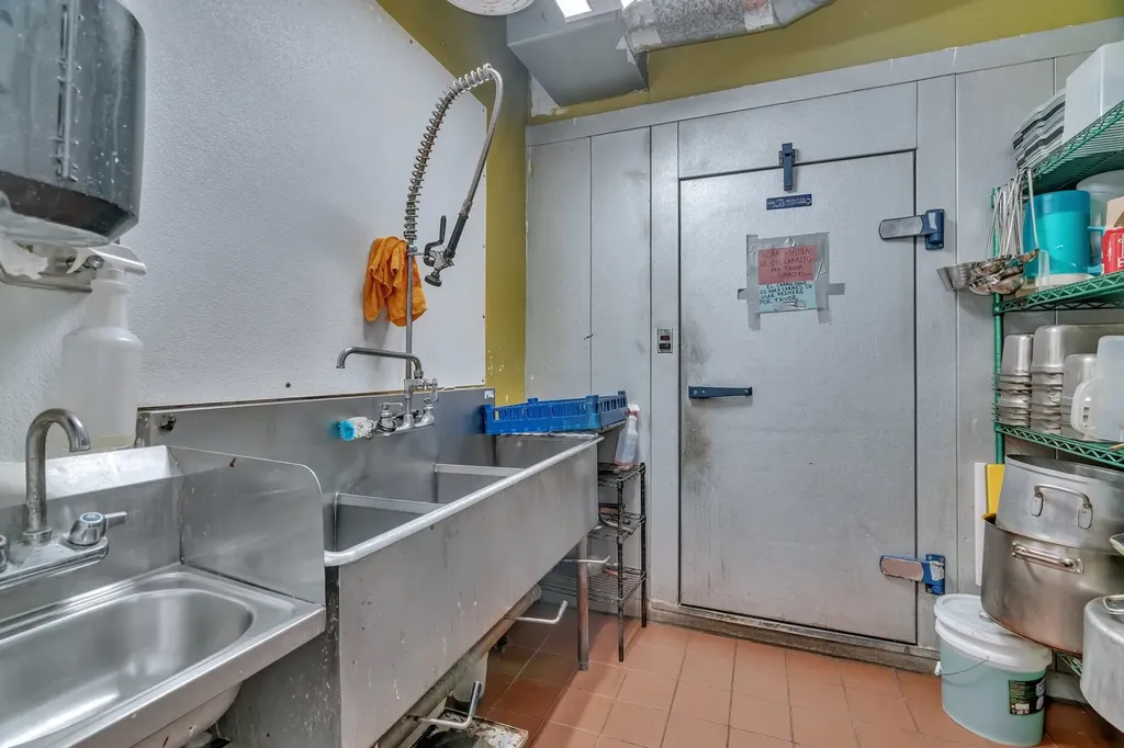 2237 North Western Avenue Chicago IL 60647