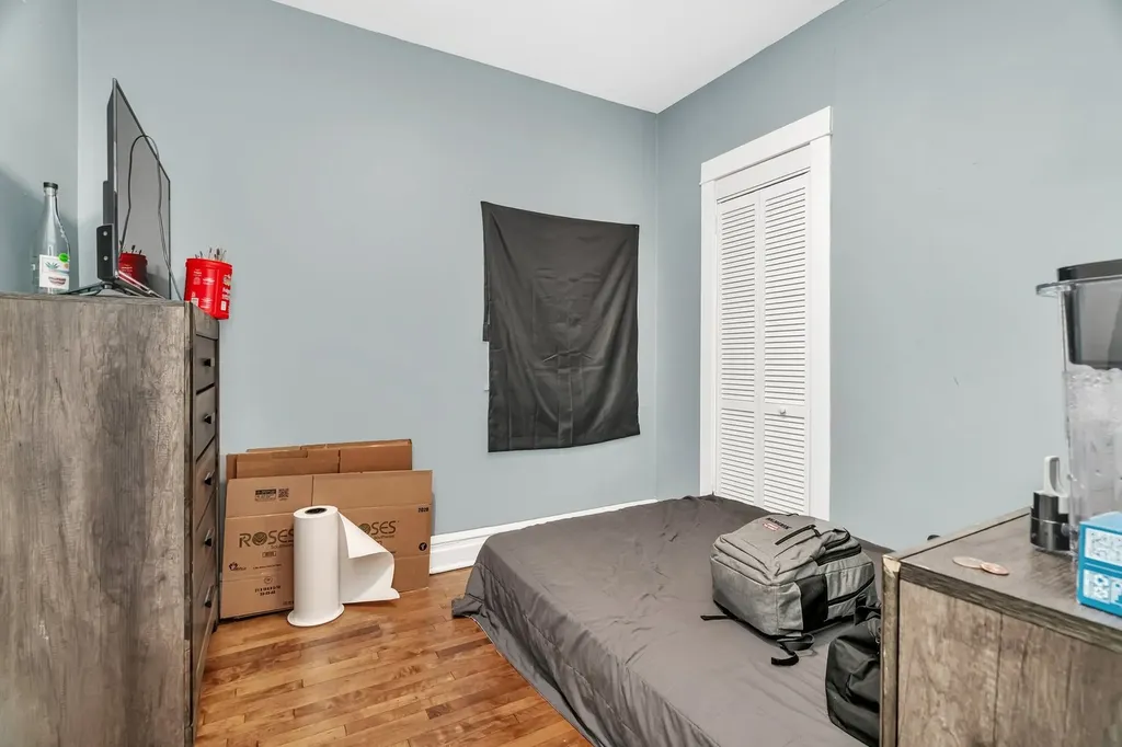 2237 North Western Avenue Chicago IL 60647