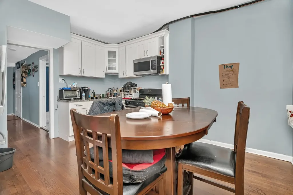 2237 North Western Avenue Chicago IL 60647
