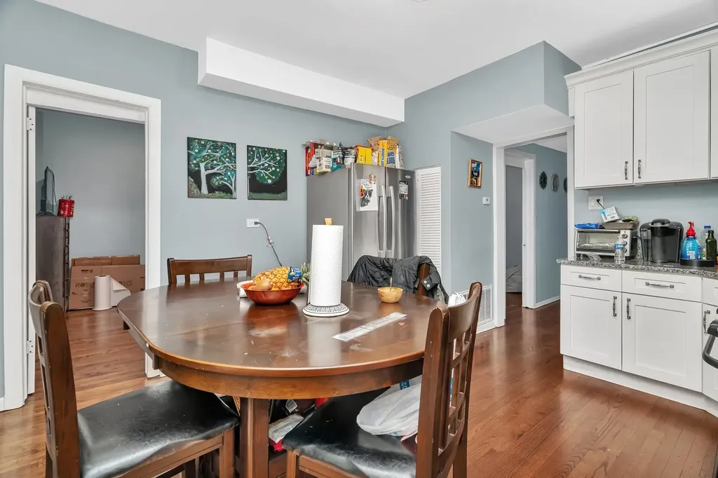 2237 North Western Avenue Chicago IL 60647
