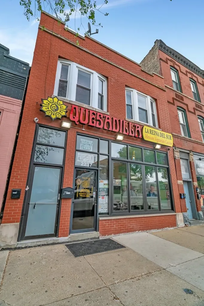 2237 North Western Avenue Chicago IL 60647