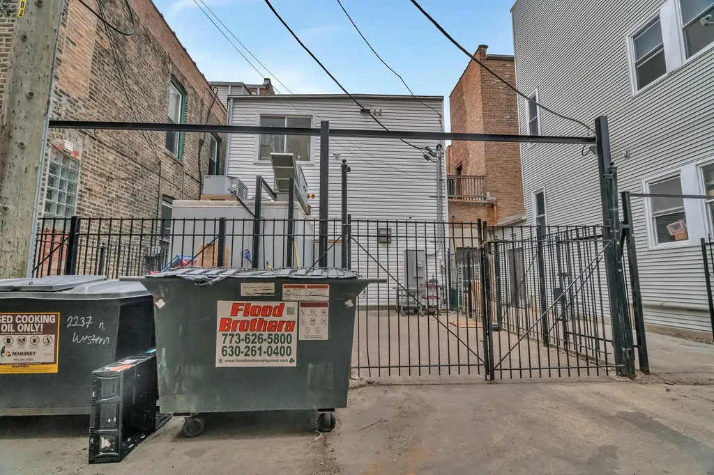 2237 North Western Avenue Chicago IL 60647