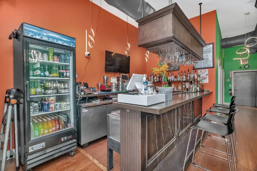2237 North Western Avenue Chicago IL 60647