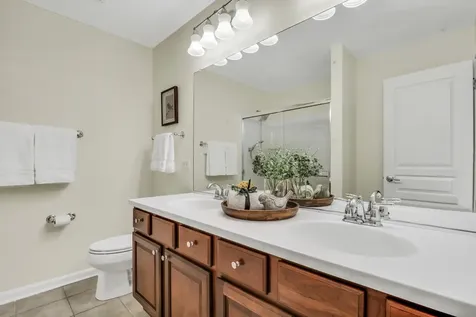 3210 Neubauer Circle Lindenhurst IL 60046