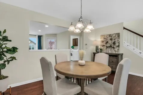 3210 Neubauer Circle Lindenhurst IL 60046