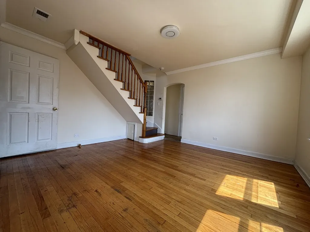 2530 North Neva Avenue Chicago IL 60707