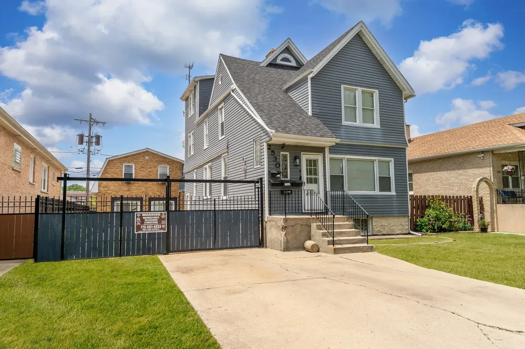 2530 North Neva Avenue Chicago IL 60707