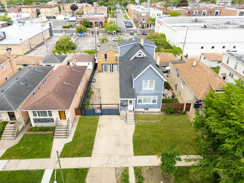2530 North Neva Avenue Chicago IL 60707