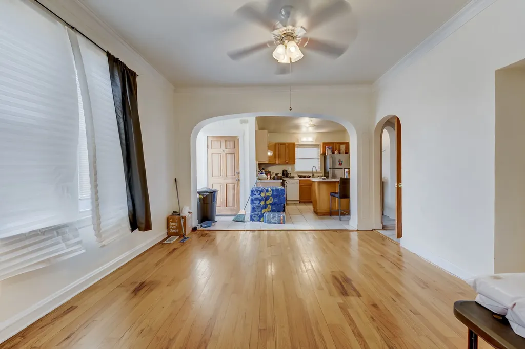 2530 North Neva Avenue Chicago IL 60707