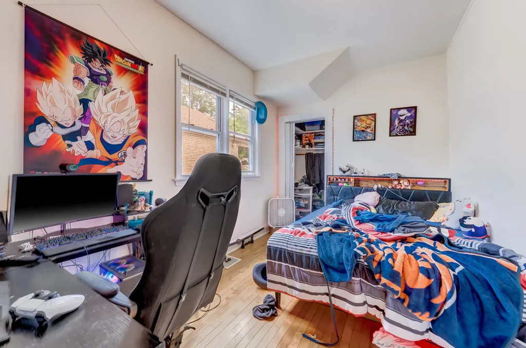 2530 North Neva Avenue Chicago IL 60707