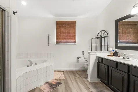427 Essex Court Sugar Grove IL 60554