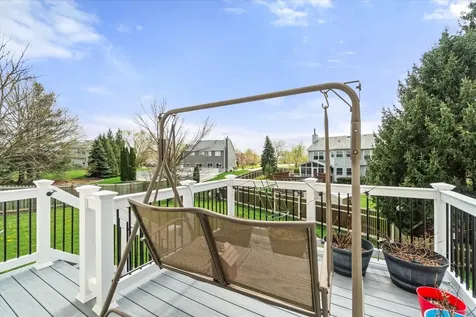 427 Essex Court Sugar Grove IL 60554