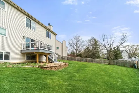 427 Essex Court Sugar Grove IL 60554
