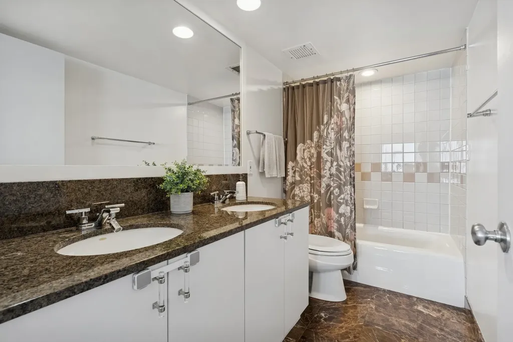 175 East Delaware Place Chicago IL 60611
