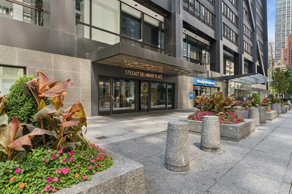 175 East Delaware Place Chicago IL 60611